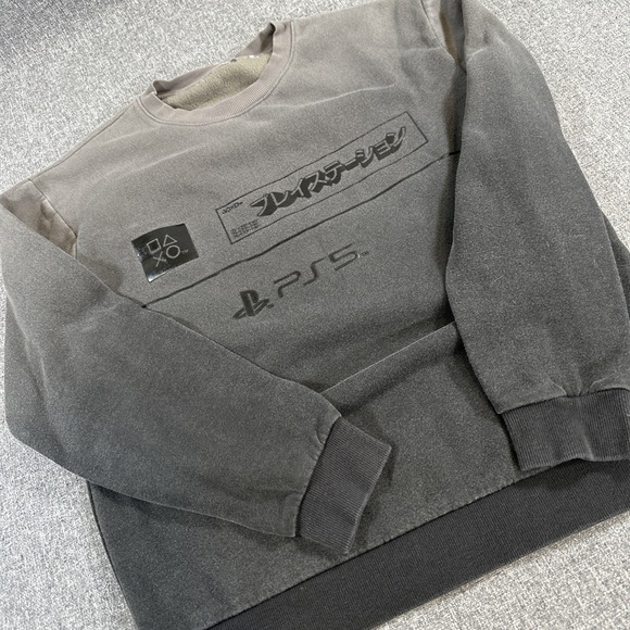 Playstation 4 Other - PlayStation PS5 Crewneck Sweatshirt Mens Large Gray Black Graphic